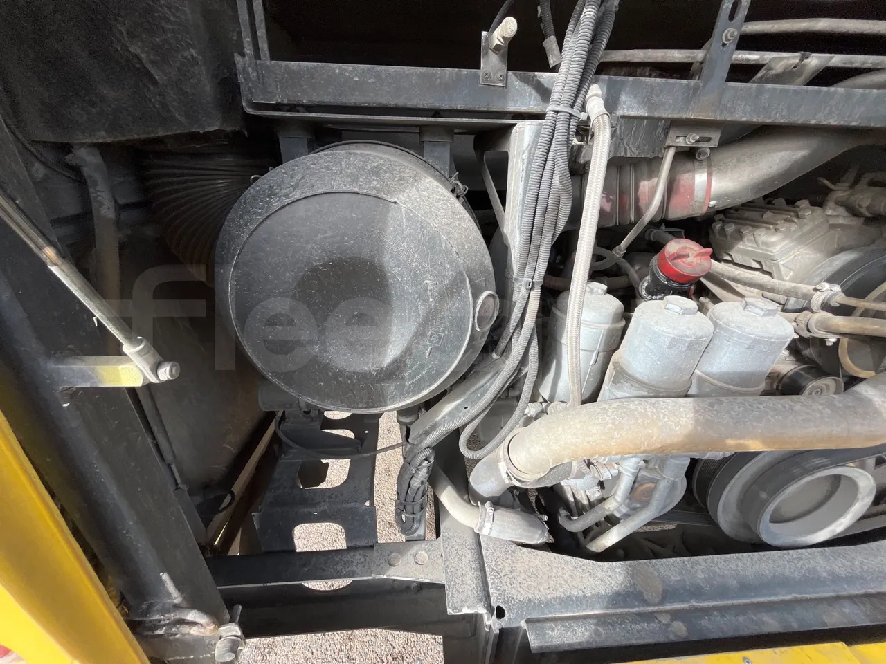 Mercedes-Benz OC500LE 1830H - EUR4 - 220kW - 12.800m - 3/4 left rear side