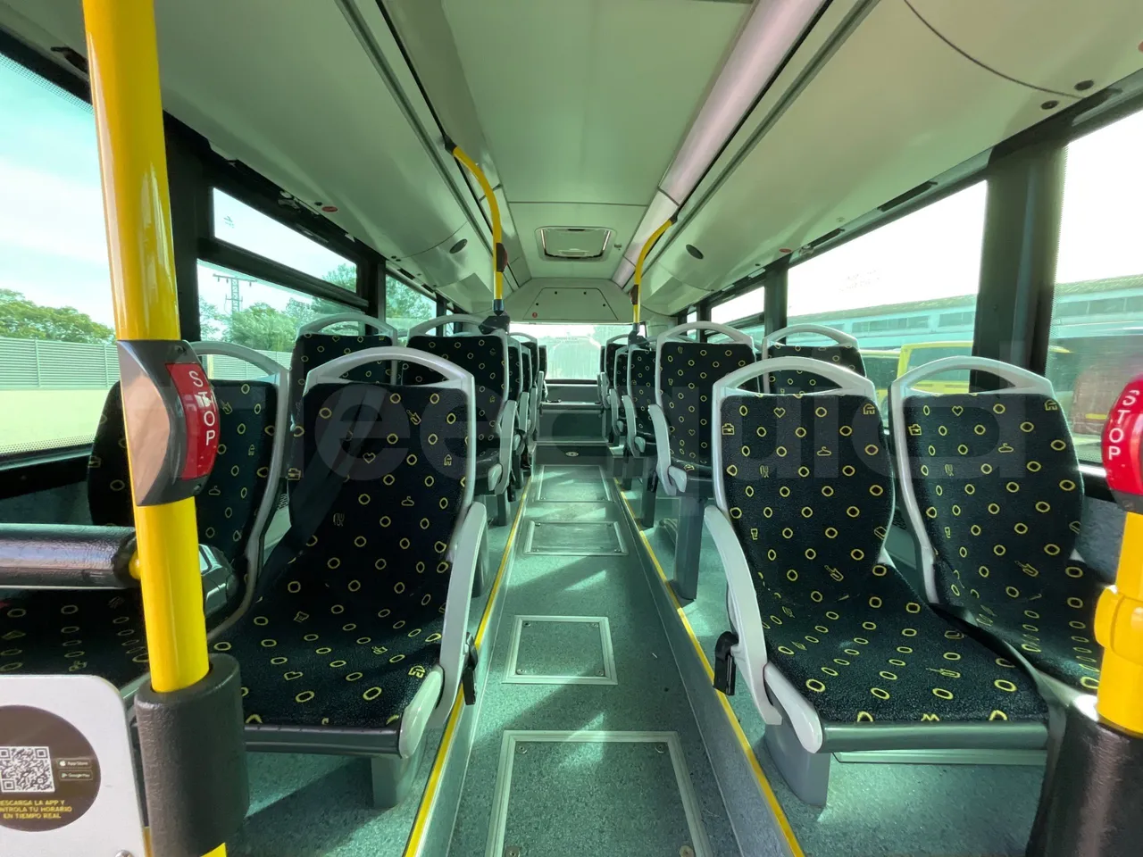 Mercedes-Benz OC500LE 1830H - EUR4 - 220kW - 12.800m - hostes microphone accessories photo