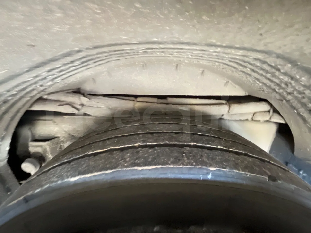 Mercedes-Benz OC500LE 1830H - EUR4 - 220kW - 12.800m - axel 2 air springs 1 right