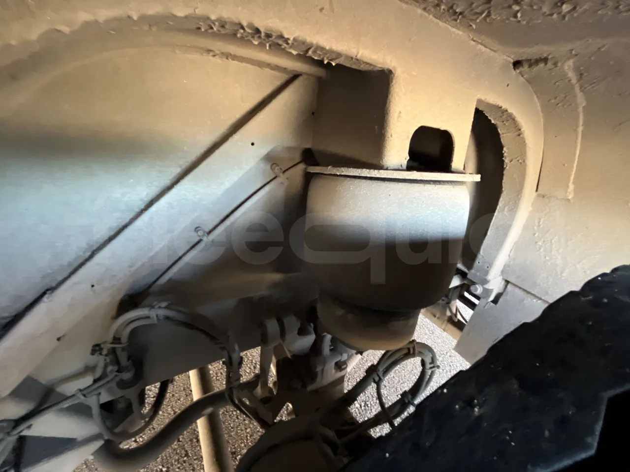 Mercedes-Benz OC500LE 1830H - EUR4 - 220kW - 12.800m - front discs right