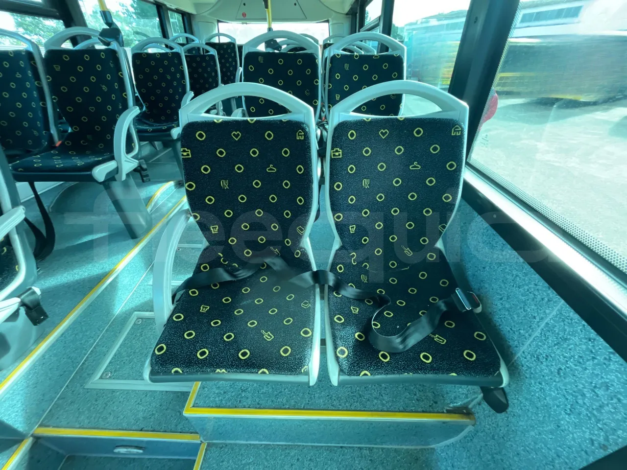 Mercedes-Benz OC500LE 1830H - EUR4 - 220kW - 12.800m - roof hatch 1