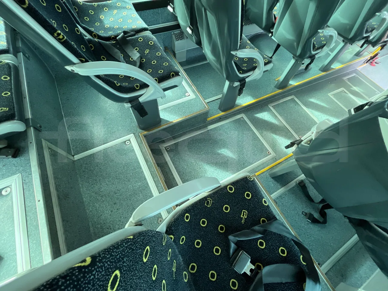 Mercedes-Benz OC500LE 1830H - EUR4 - 220kW - 12.800m - interior reverse seats driver height