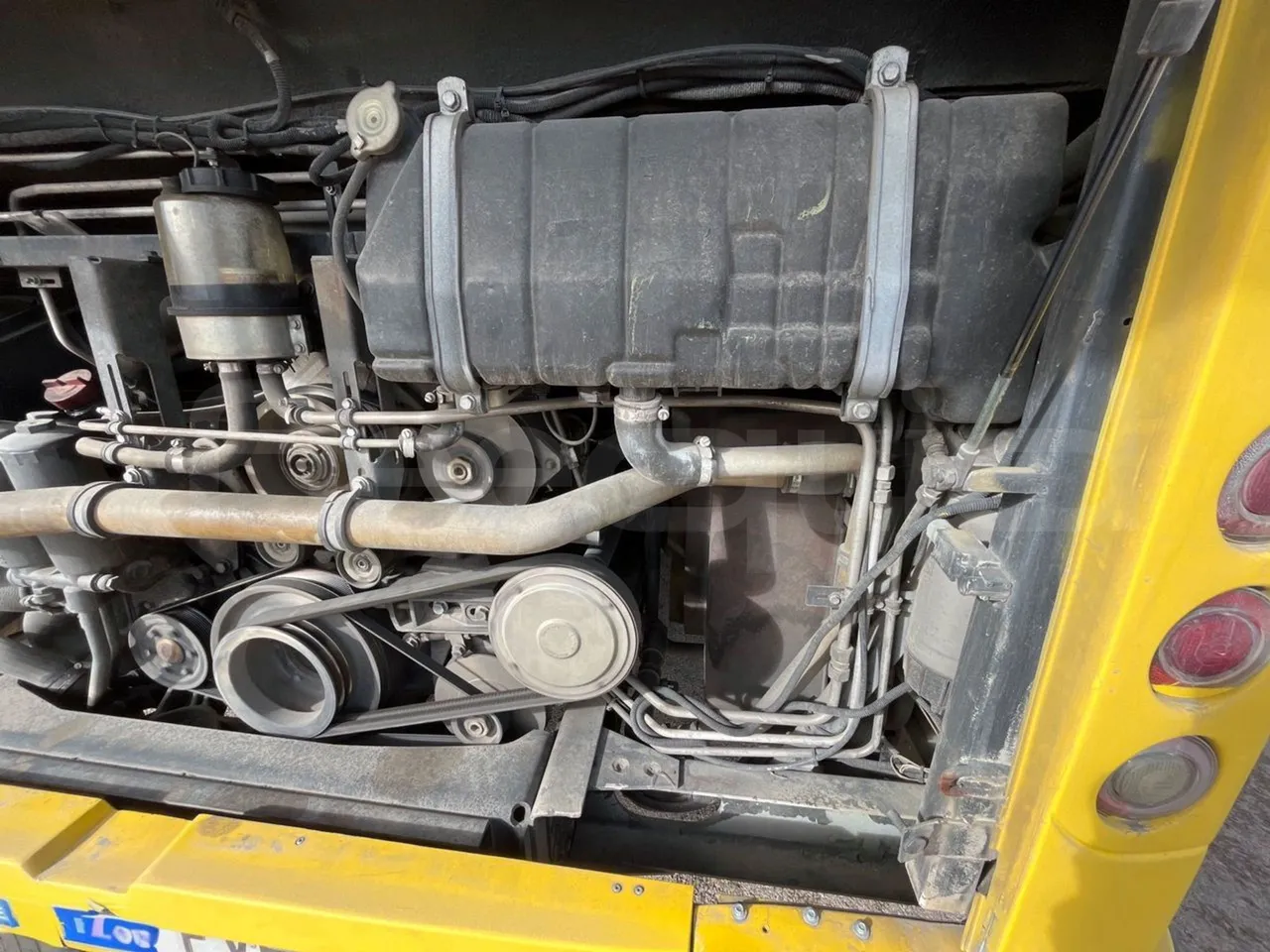 Mercedes-Benz OC500LE 1830H - EUR4 - 220kW - 12.800m - rear hatch closed