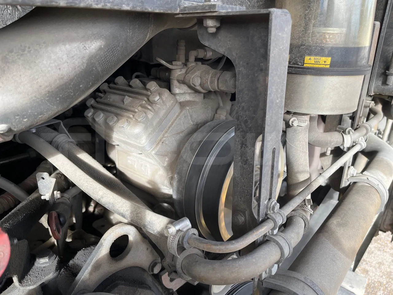 Mercedes-Benz OC500LE 1830H - EUR4 - 220kW - 12.800m - under carpet photo