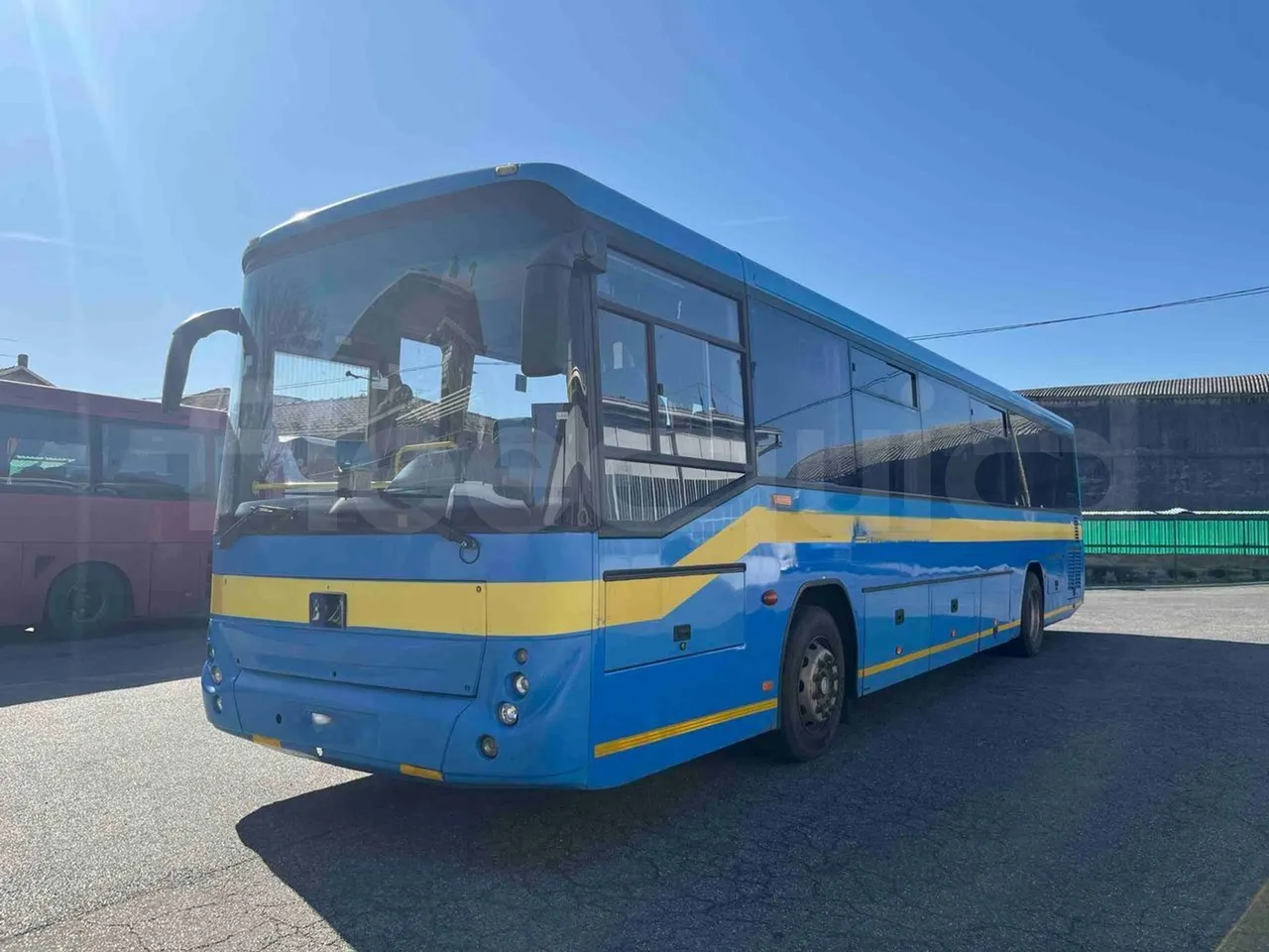 Bmc Alyos A5 - Euro5 - 228.03kW - 12mt - 3/4 front left