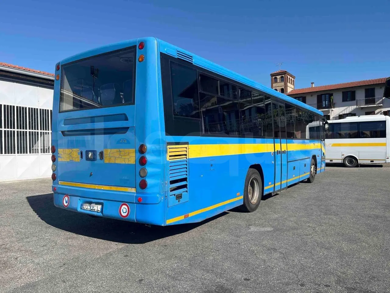 Bmc Alyos A5 - Euro5 - 228.03kW - 12mt - 3/4 right rear doors closed