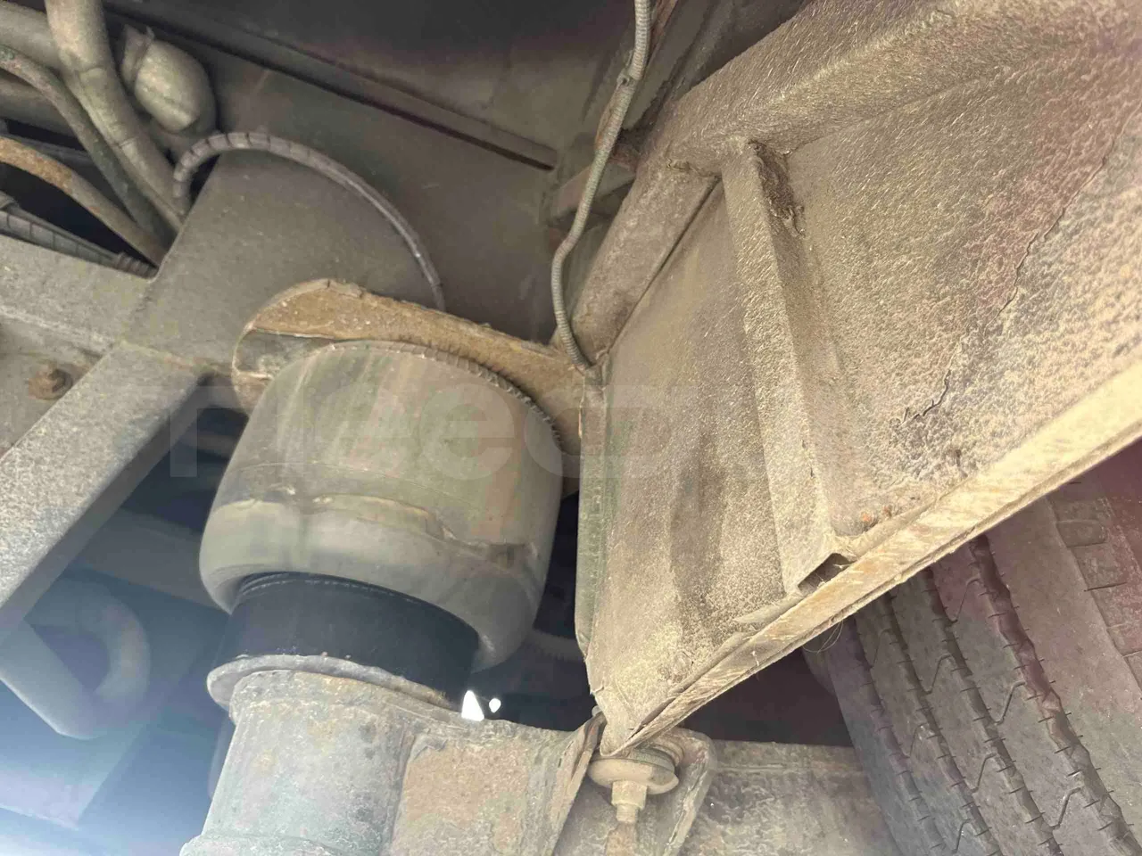 Bmc Alyos A5 - Euro5 - 228.03kW - 12mt - axel 2 air springs 2 right