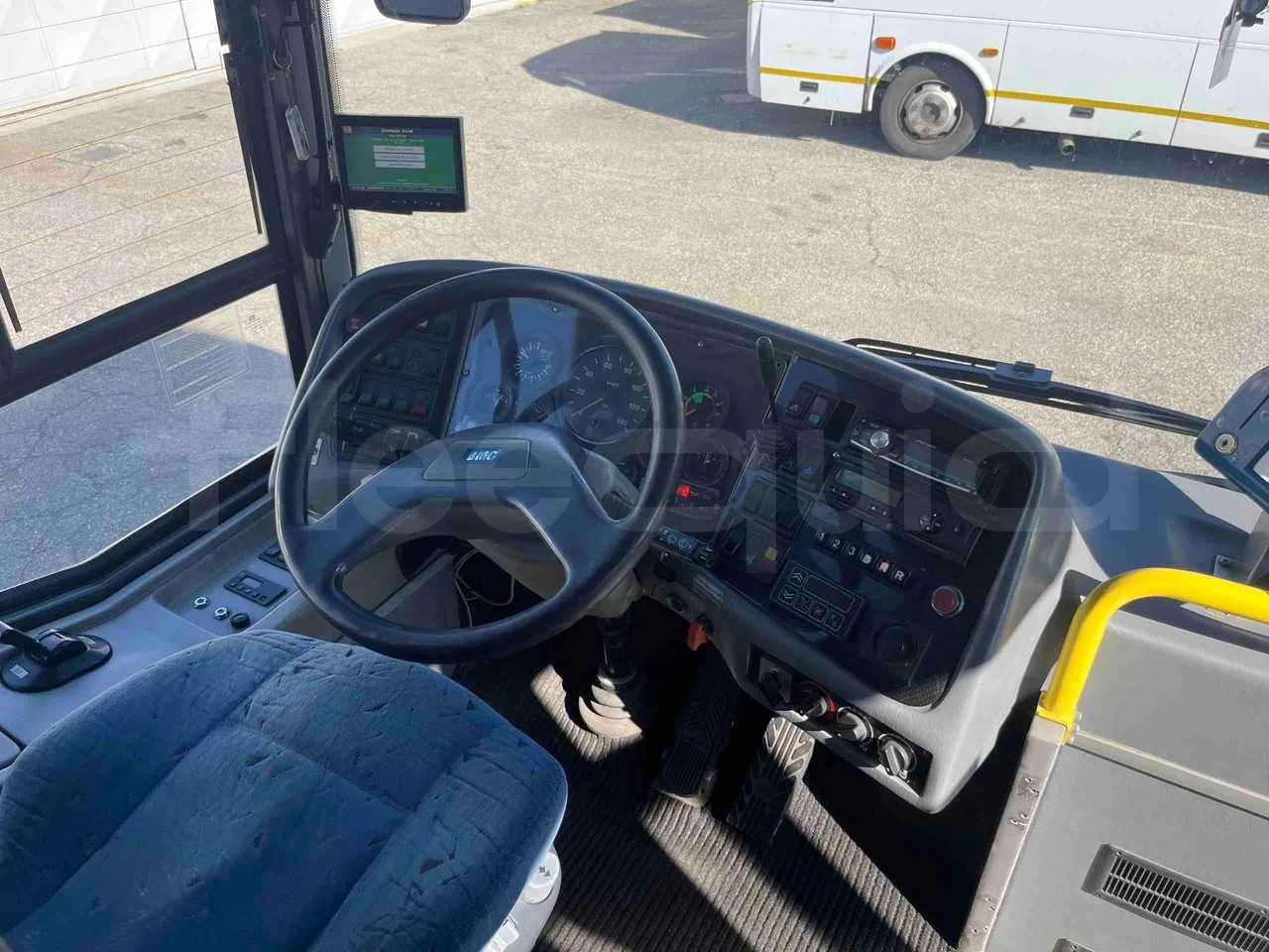 Bmc Alyos A5 - Euro5 - 228.03kW - 12mt - buttons panels on