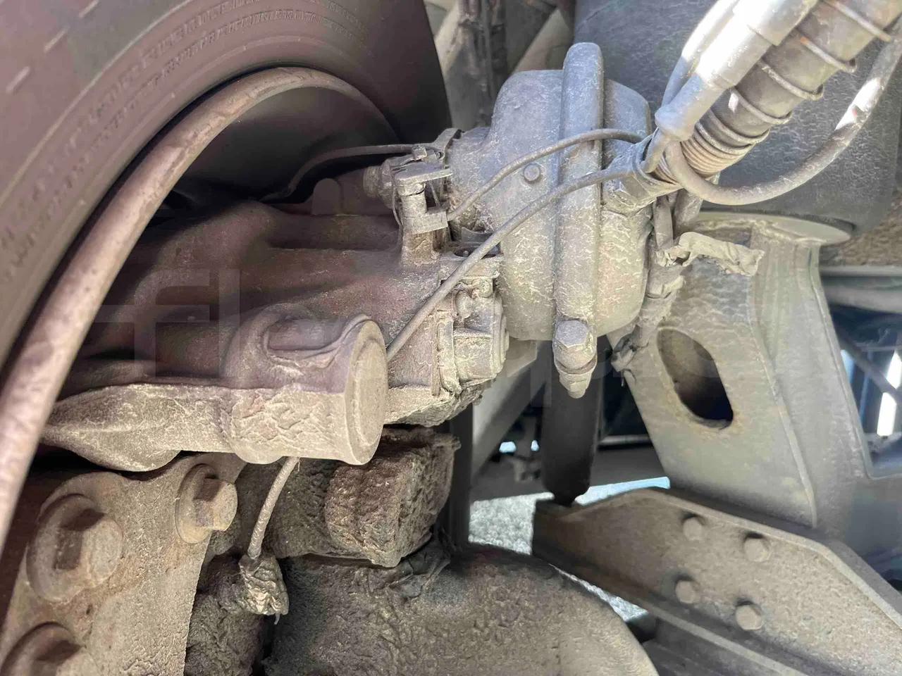 Bmc Alyos A5 - Euro5 - 228.03kW - 12mt - front brake calipers right