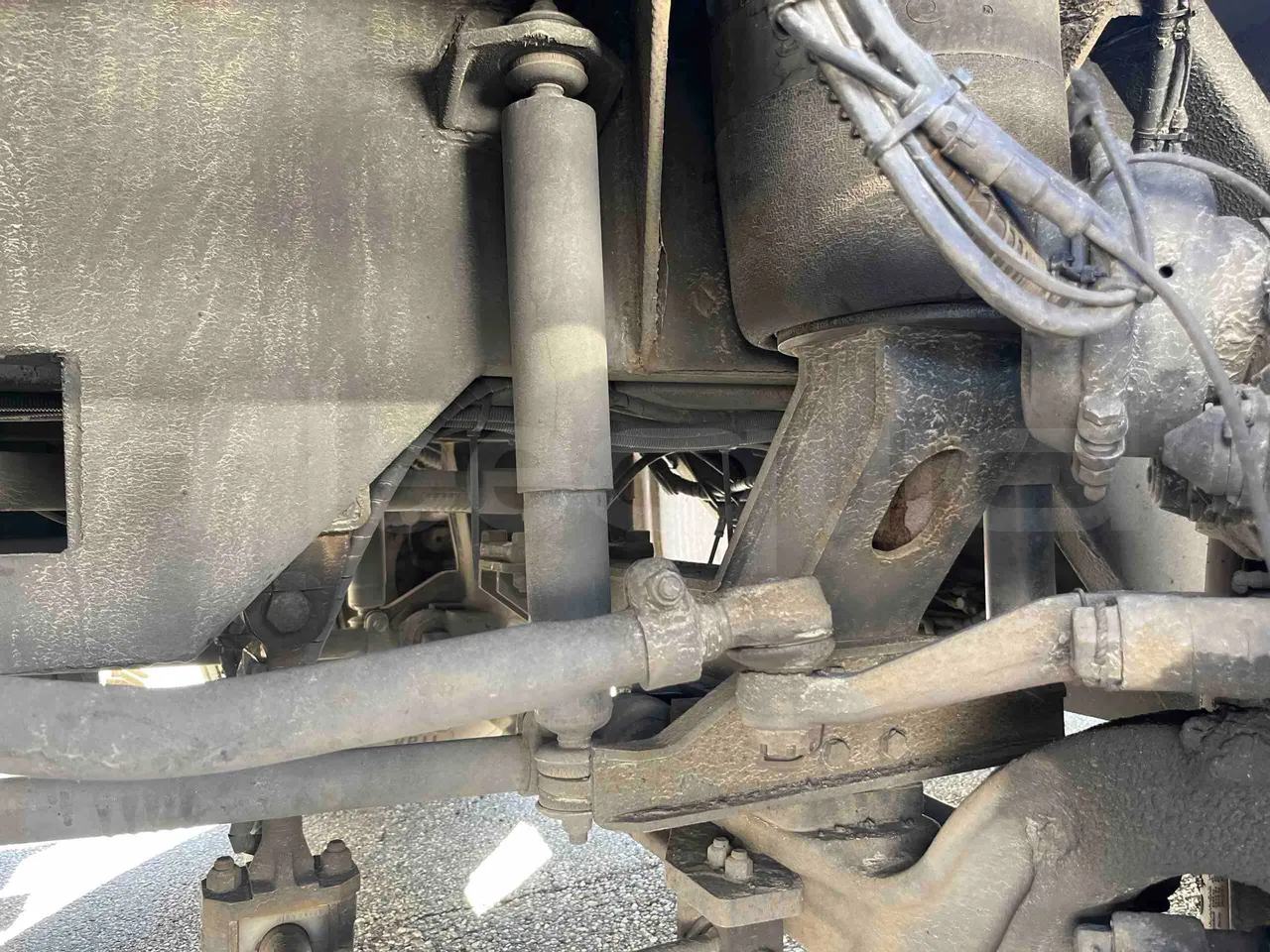 Bmc Alyos A5 - Euro5 - 228.03kW - 12mt - front shock absorbers left