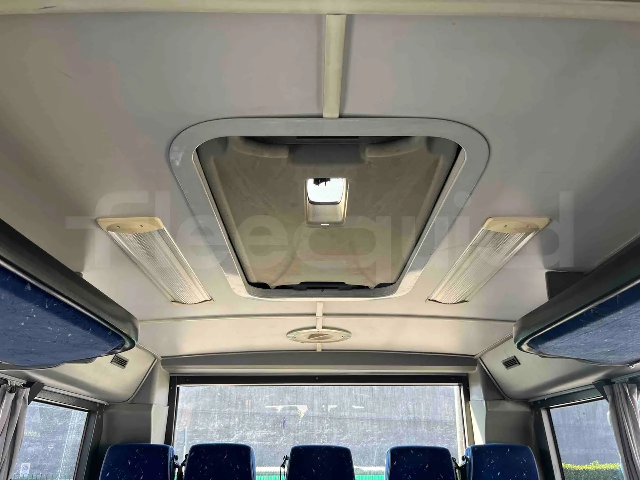 Bmc Alyos A5 - Euro5 - 228.03kW - 12mt - roof hatch 1