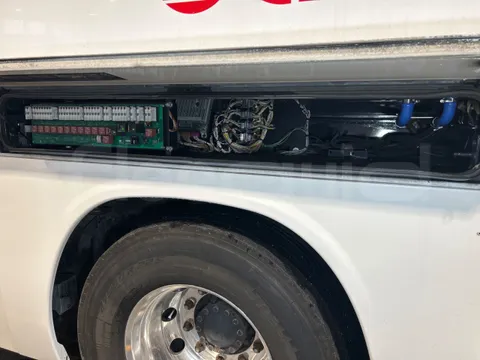 Iveco Magelys SFR2XX QC E8CU - EURO 6 - 294 Kw - 12.830 mt - Image