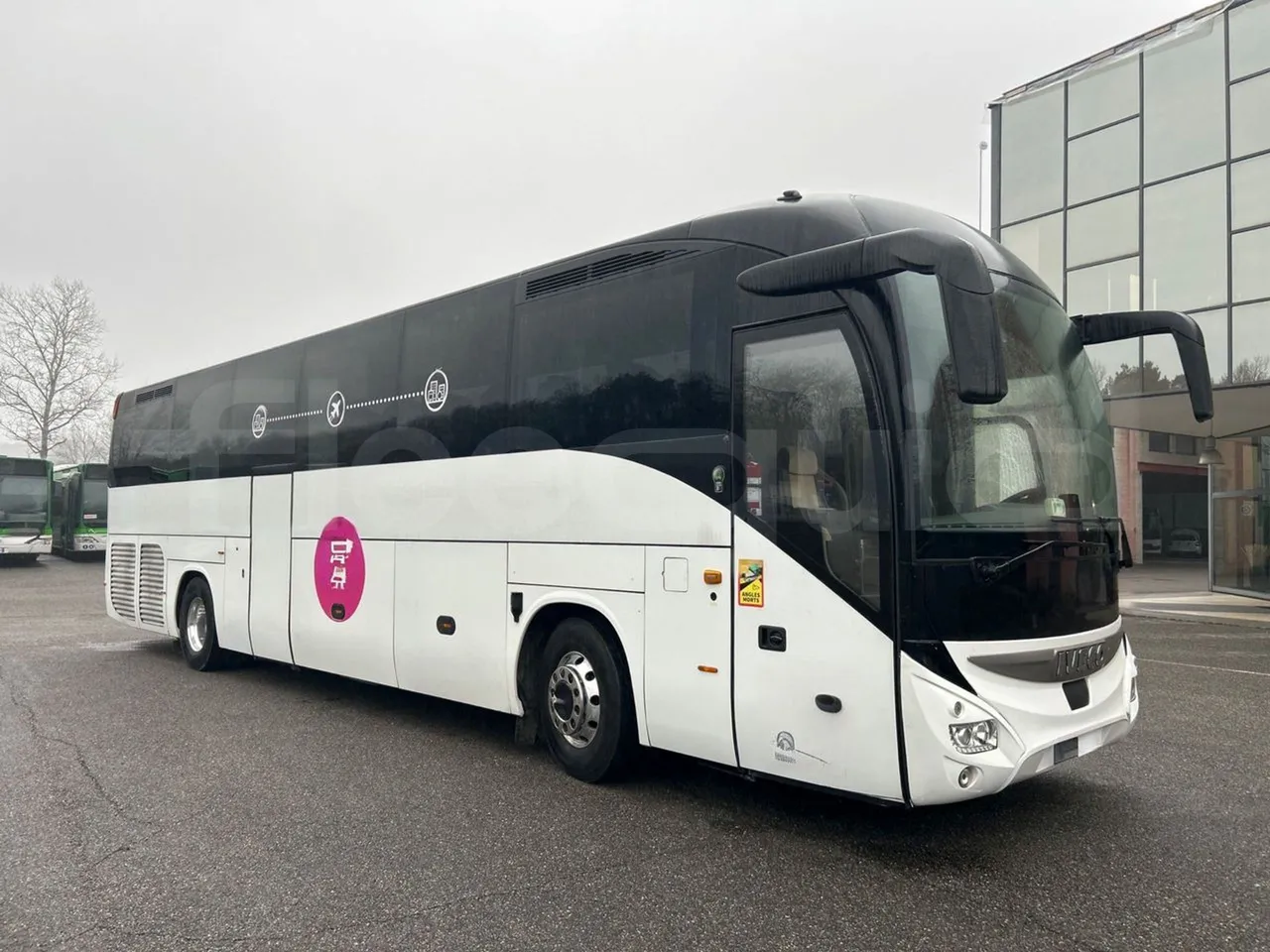 Iveco Magelys SFR2XX QC E8CU - EURO 6 - 294 Kw - 12.830 mt - 3/4 front right doors