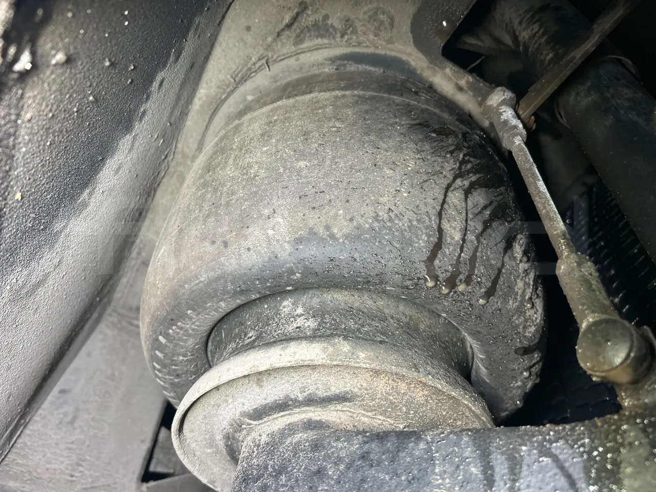 Iveco Magelys SFR2XX QC E8CU - EURO 6 - 294 Kw - 12.830 mt - axel 2 air springs 1 left