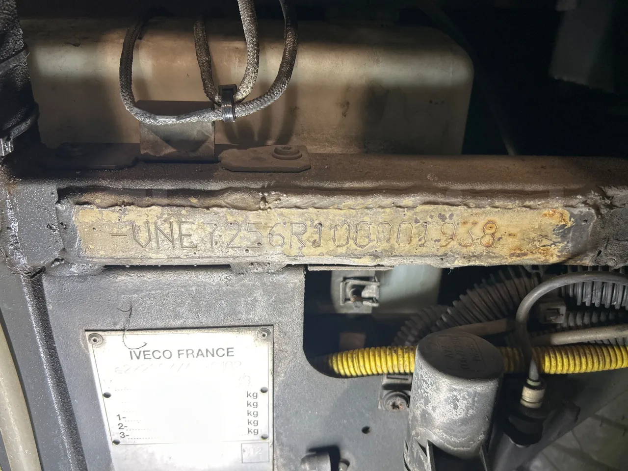 Iveco Magelys SFR2XX QC E8CU - EURO 6 - 294 Kw - 12.830 mt - chassis VIN photo