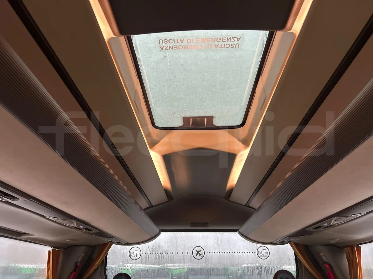 Iveco Magelys SFR2XX QC E8CU - EURO 6 - 294 Kw - 12.830 mt - roof hatch 1