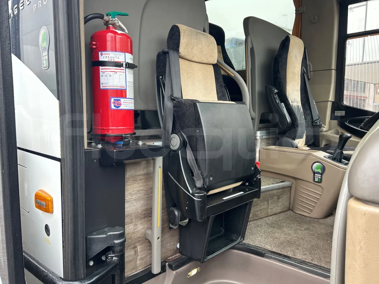 Iveco Magelys SFR2XX QC E8CU - EURO 6 - 294 Kw - 12.830 mt - hostess seat photo