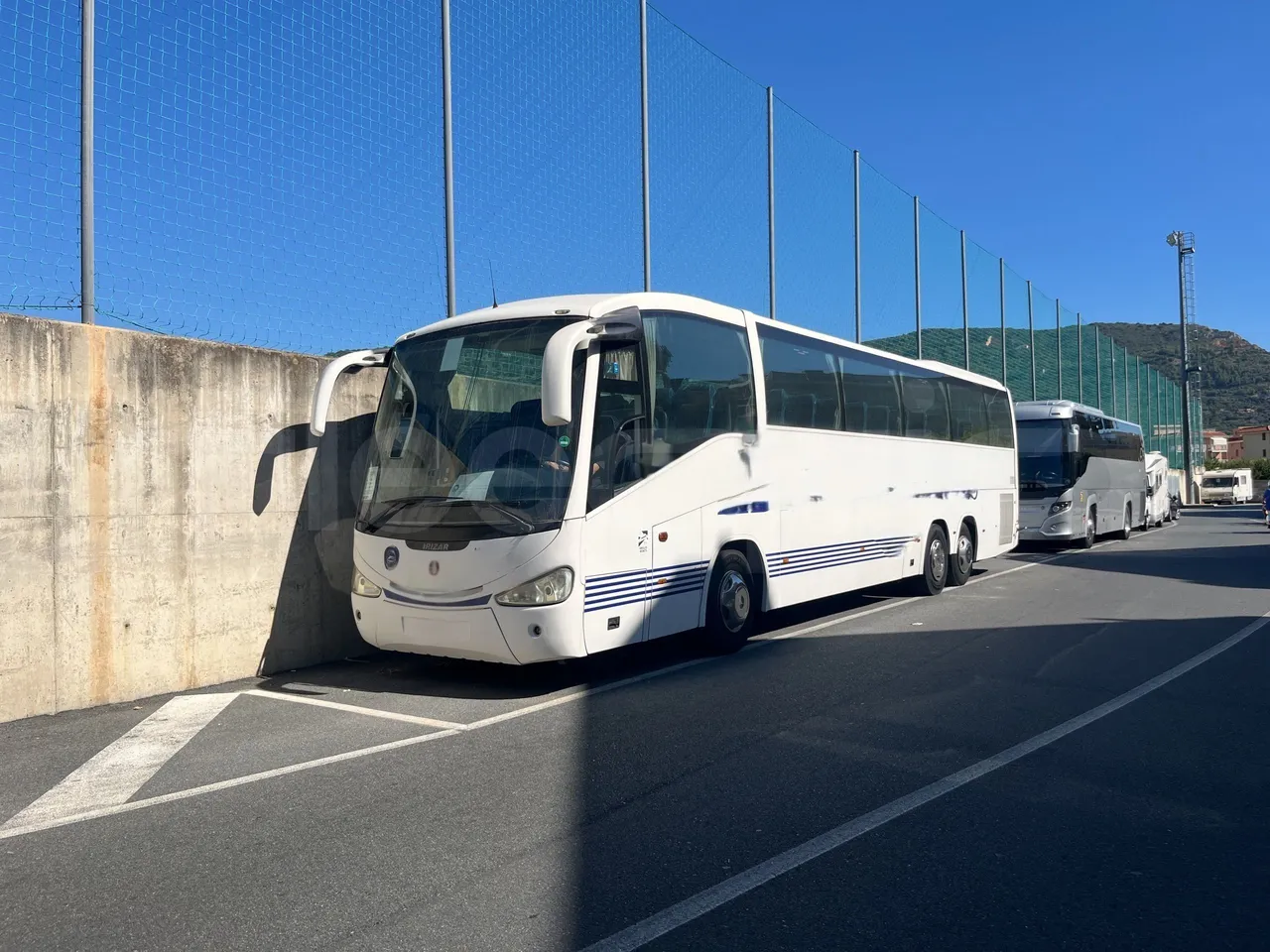 Irizar Century - 3/4 Front Left Side