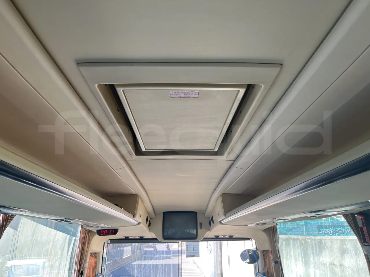 Irizar Century - Roof Hatch 1