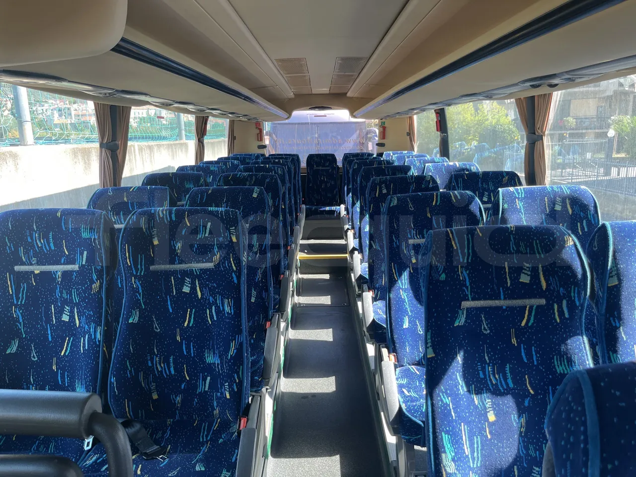 Irizar Century - Reverse Seats From Middle Position