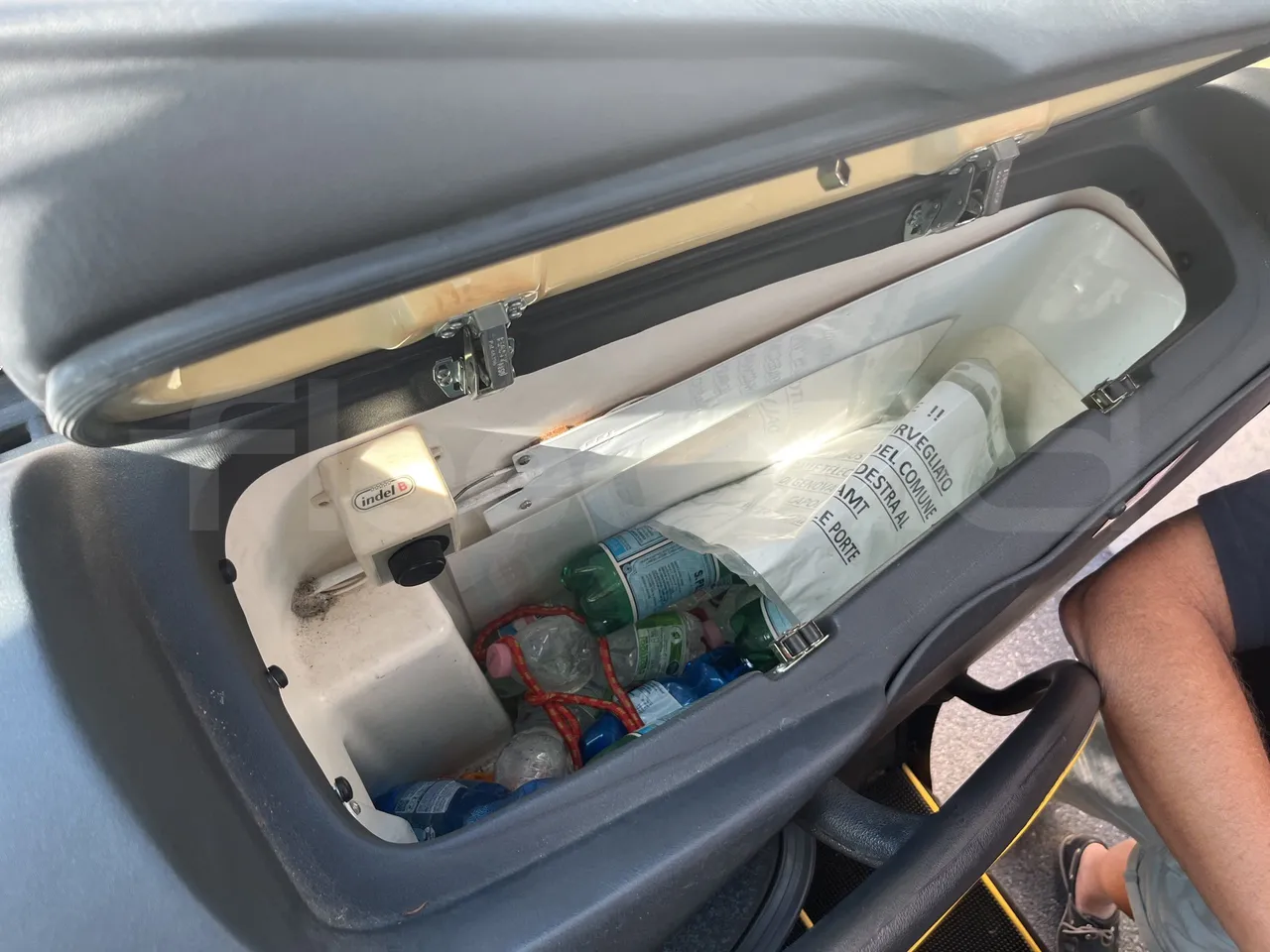 Irizar Century - Refrigerator