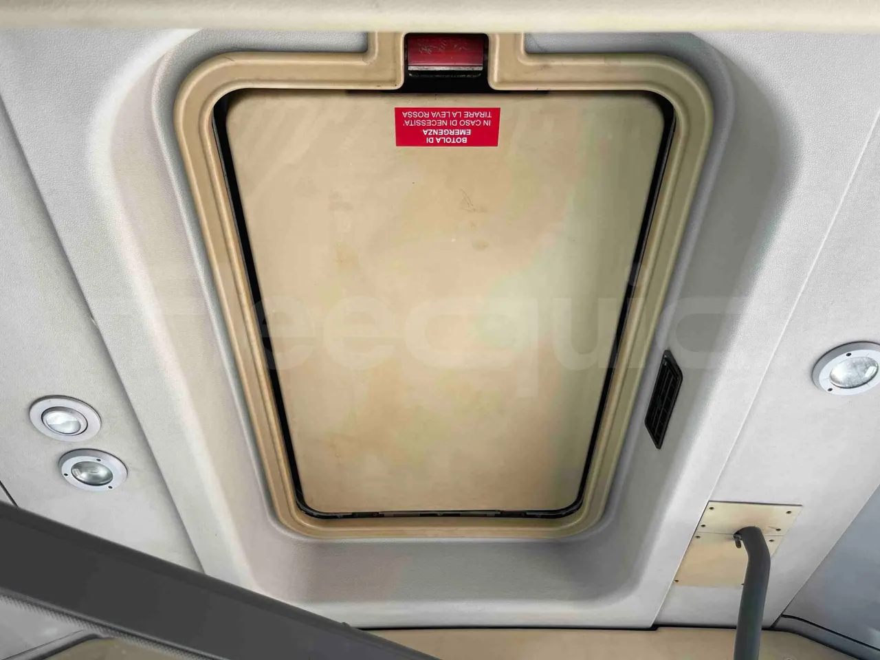 Mercedes-Benz Citaro G - Roof Hatch 3