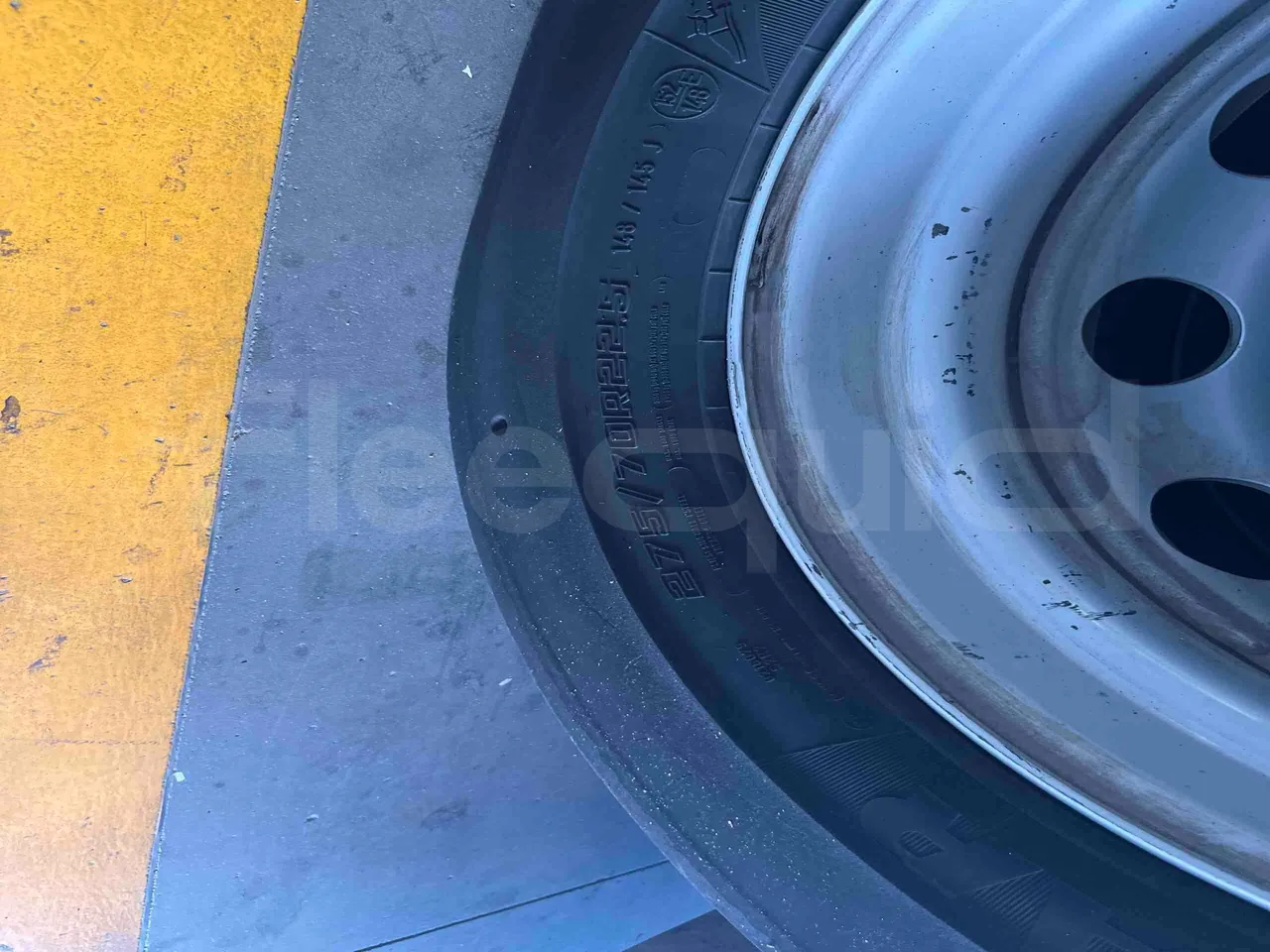 Mercedes-Benz Citaro G - Third Axle Left Side: Complete Wheel