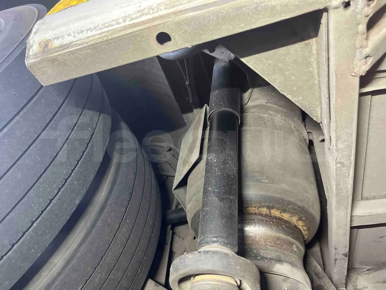 Mercedes-Benz Citaro G - Third Axle First Air Springs Right Side