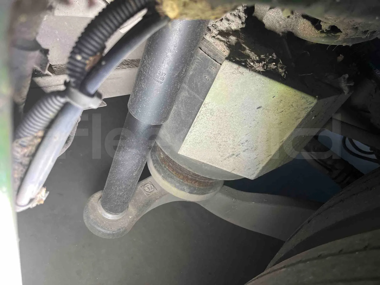Mercedes-Benz Citaro G - Third Axle First Shock Absorbers Left Side