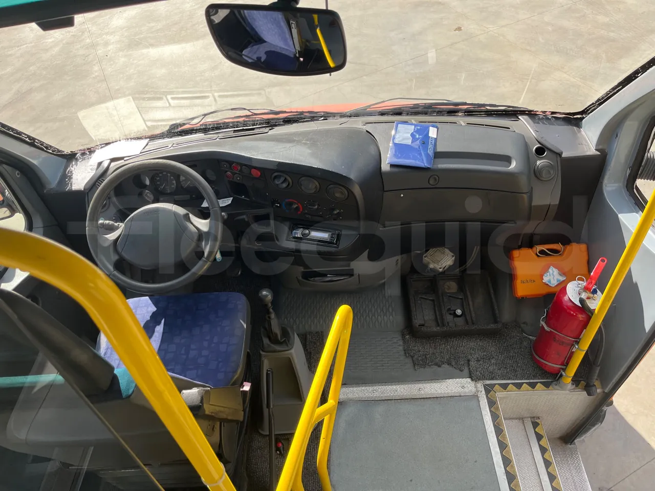 Iveco Daily 65C15 -EUR3 -107kW -7m Abicar - buttons panels on