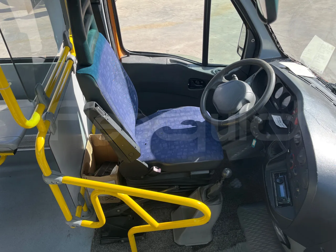 Iveco Daily 65C15 -EUR3 -107kW -7m Abicar - driver's seat photo