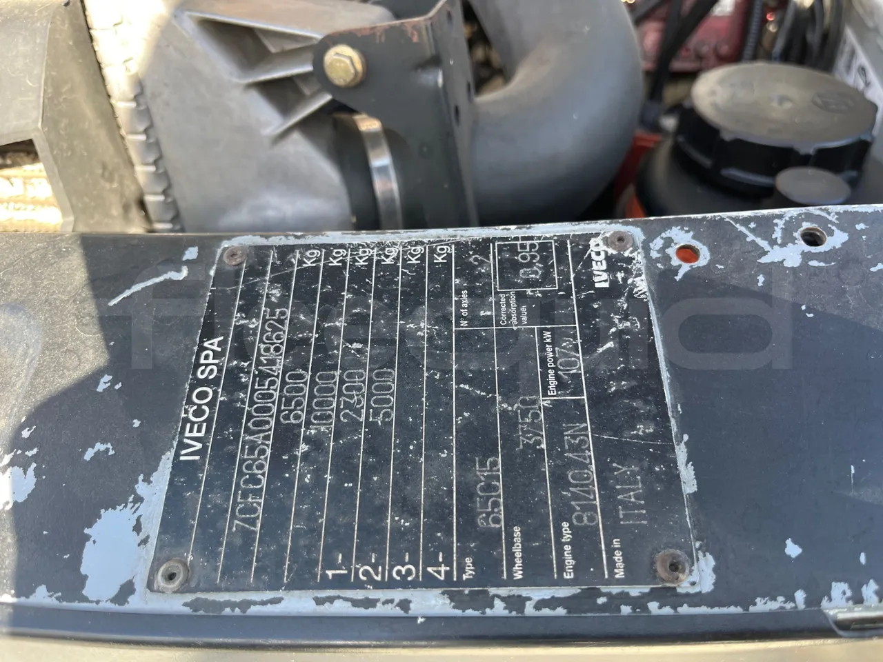 Iveco Daily 65C15 -EUR3 -107kW -7m Abicar - vehicle plate photo