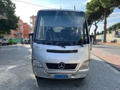 Mercedes-Benz Ibis 616 CDI/ Euro 3 -115 Kw - 7 Mt - front photo