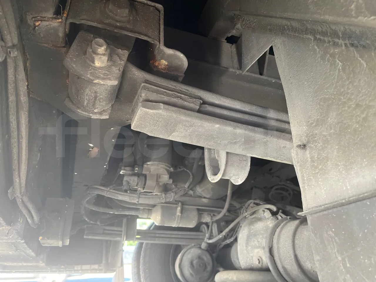 Mercedes-Benz Ibis 616 CDI/ Euro 3 -115 Kw - 7 Mt - axel 2 leaf spring right