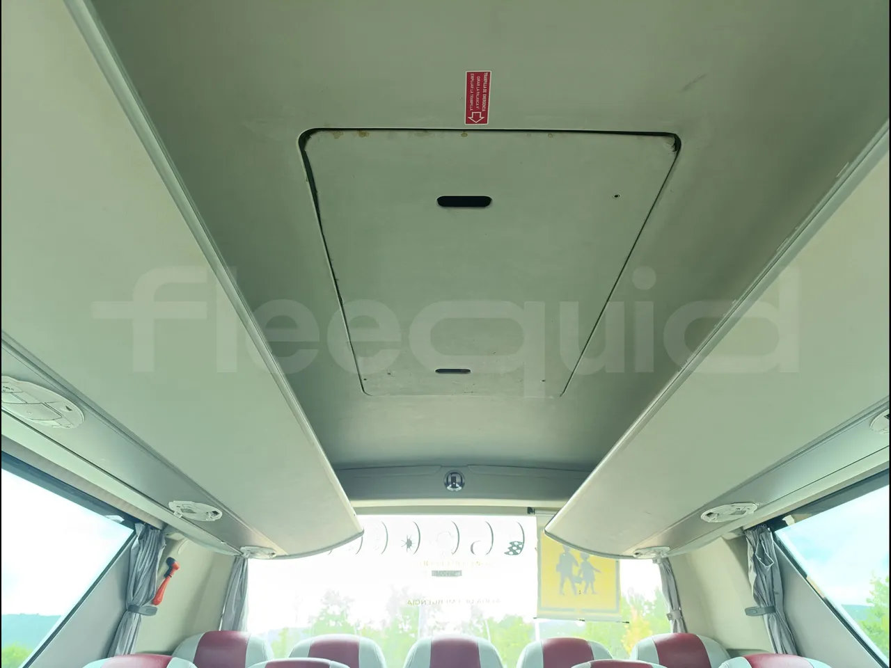 Man TITANIUM 18.480 RATIO/EURO4-353KW-12.2MT - roof hatch 2