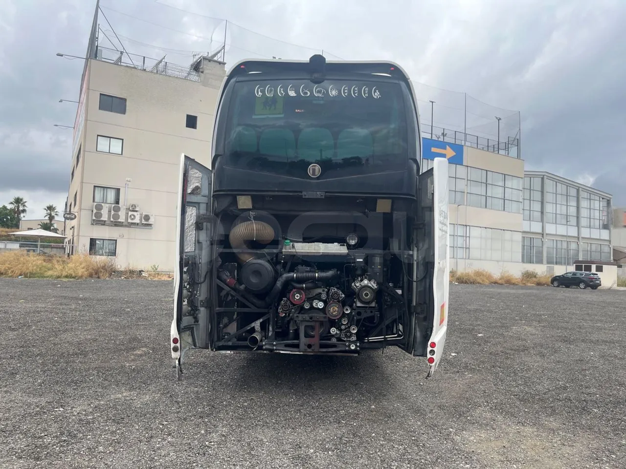 Man TITANIUM 18.480 RATIO/EURO4-353KW-12.2MT - luggage rack photo