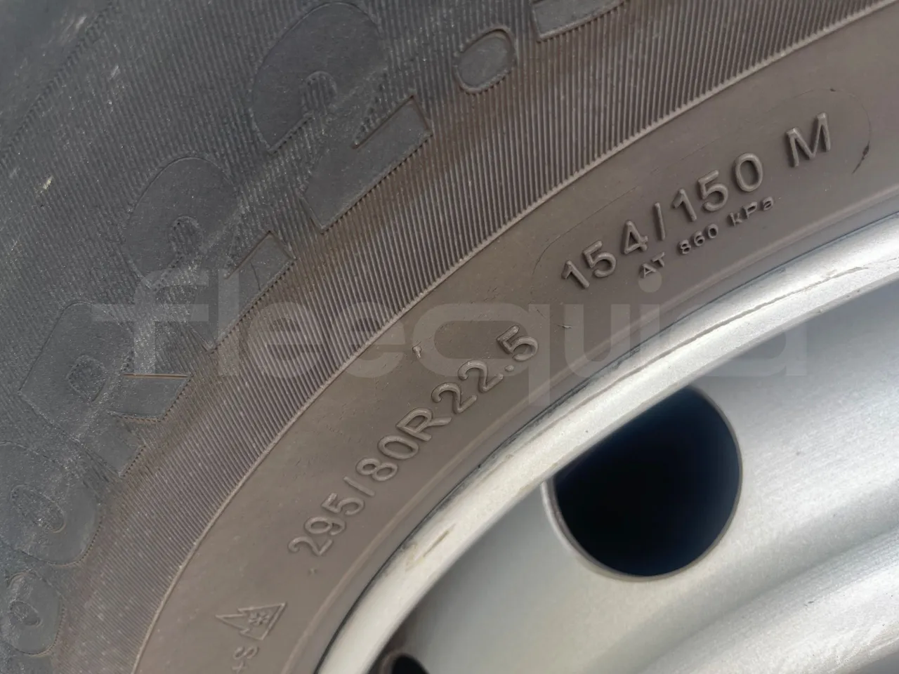 Man TITANIUM 18.480 RATIO/EURO4-353KW-12.2MT - front left tire measurements