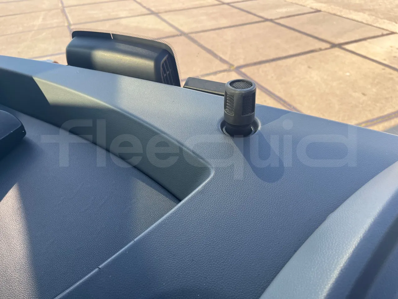 Mercedes-Benz Tourismo 632 01 - EUR6 - 290kW - 12.960m - hostes microphone accessories photo