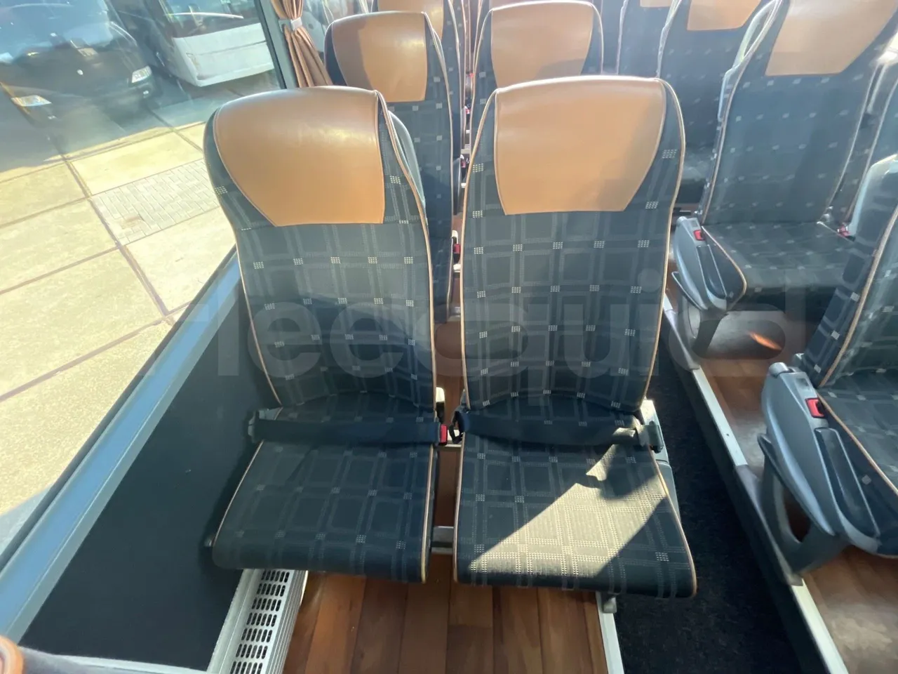 Mercedes-Benz Tourismo 632 01 - EUR6 - 290kW - 12.960m - central seat safety belt