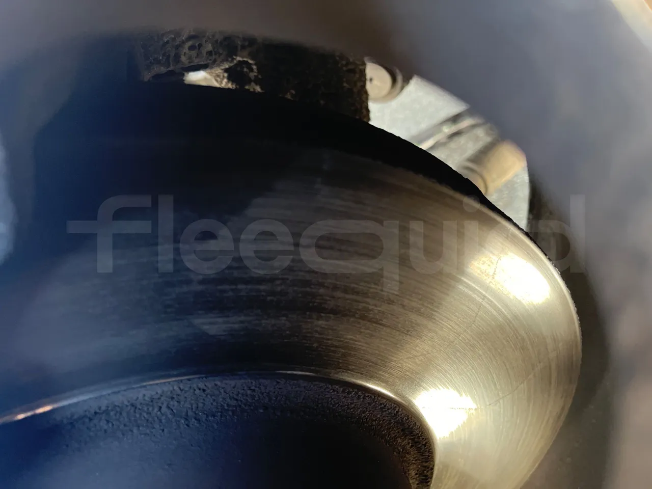 Mercedes-Benz Tourismo 632 01 - EUR6 - 290kW - 12.960m - front discs left