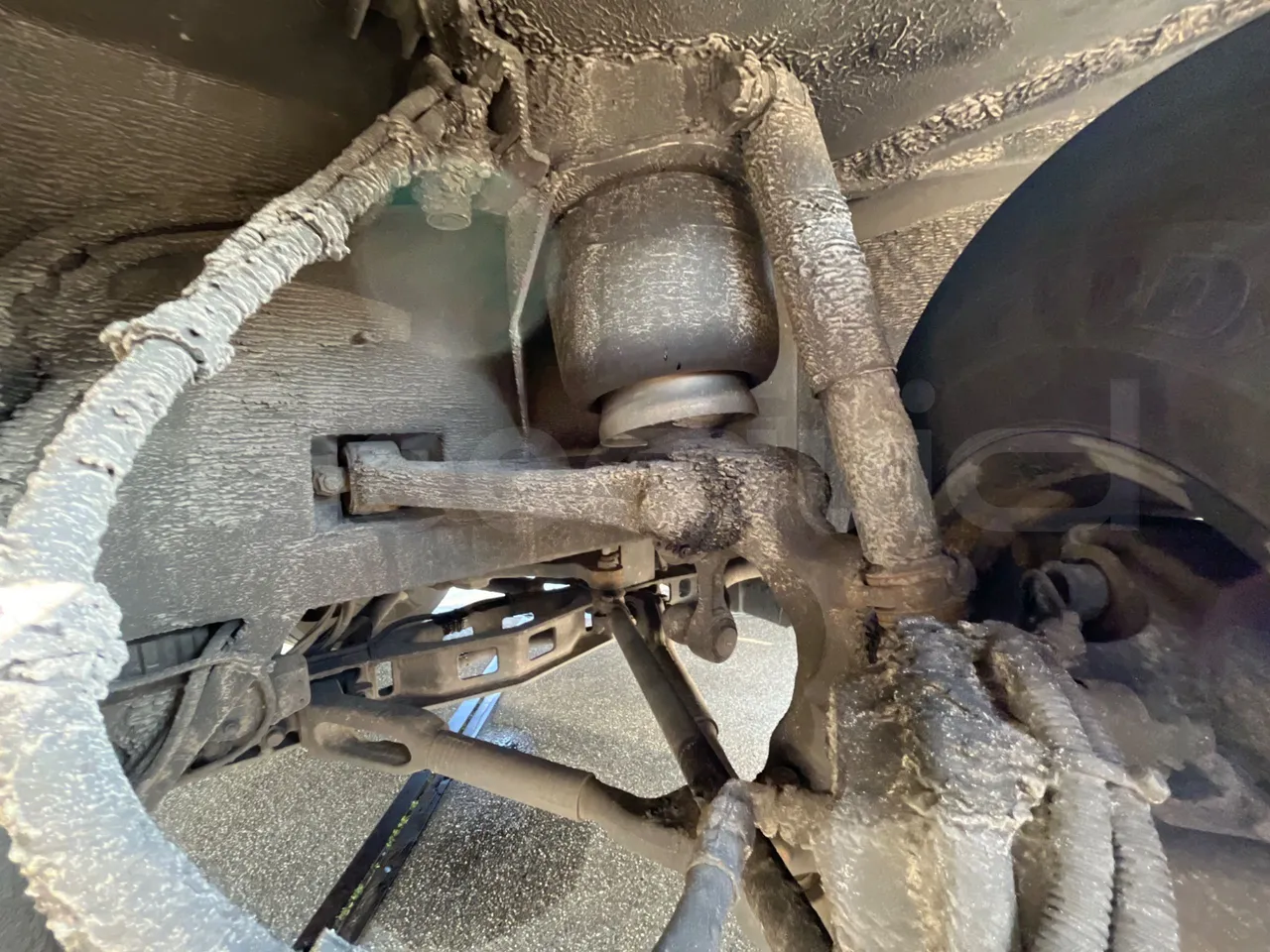 Mercedes-Benz Tourismo 632 01 - EUR6 - 290kW - 12.960m - front shock absorbers left