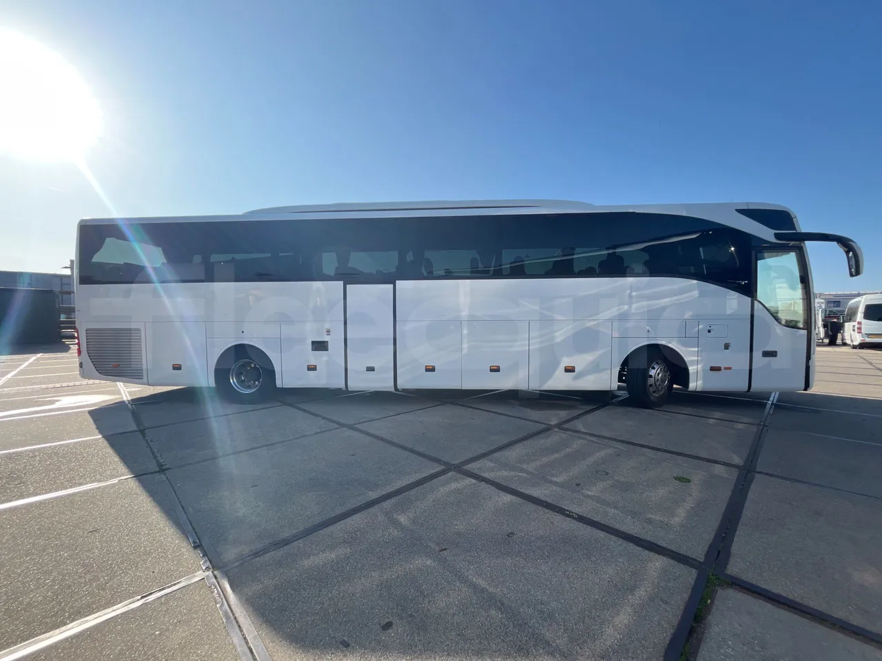 Mercedes-Benz Tourismo 632 01 - EUR6 - 290kW - 12.960m - platform code photo