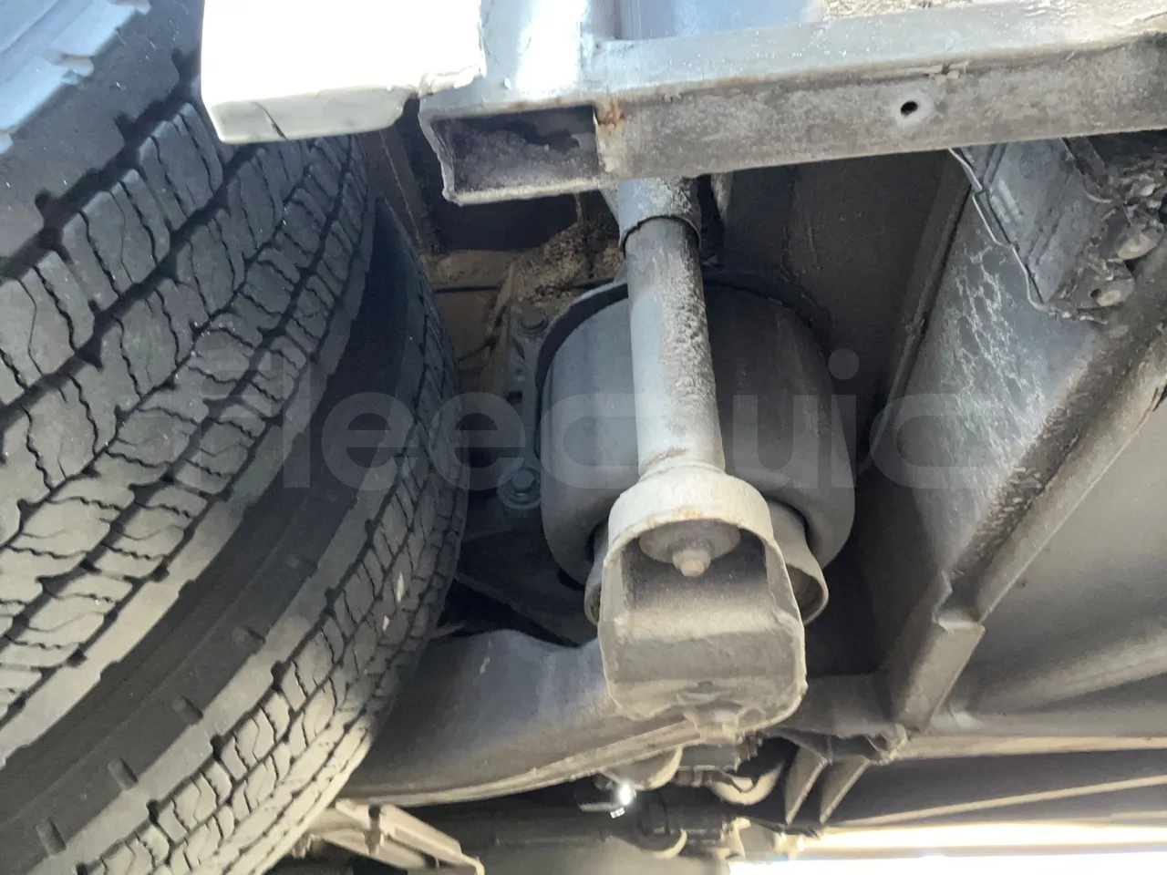 Mercedes-Benz Tourismo 632 01 - EUR6 - 290kW - 12.960m - axle 2 shock absorbers 2 left