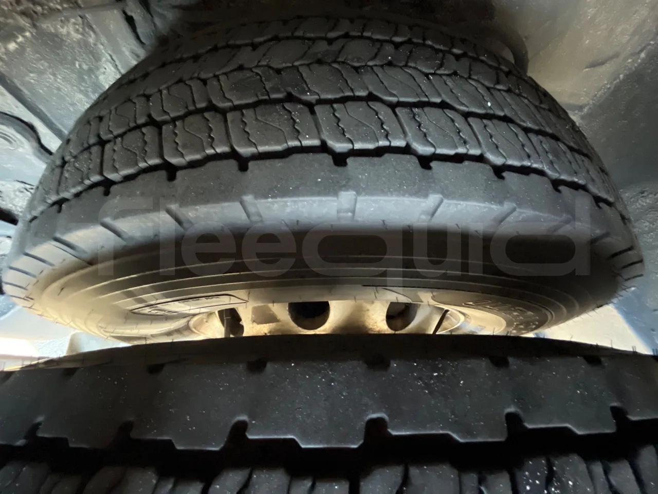 Mercedes-Benz Tourismo 632 01 - EUR6 - 290kW - 12.960m - axle 2 shock absorbers 1 right