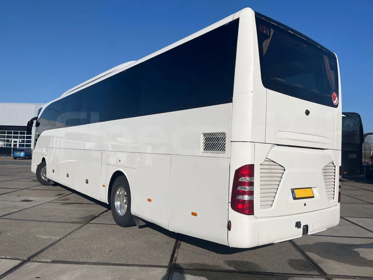 Mercedes-Benz Tourismo 632 01 - EUR6 - 290kW - 12.960m - left side photo