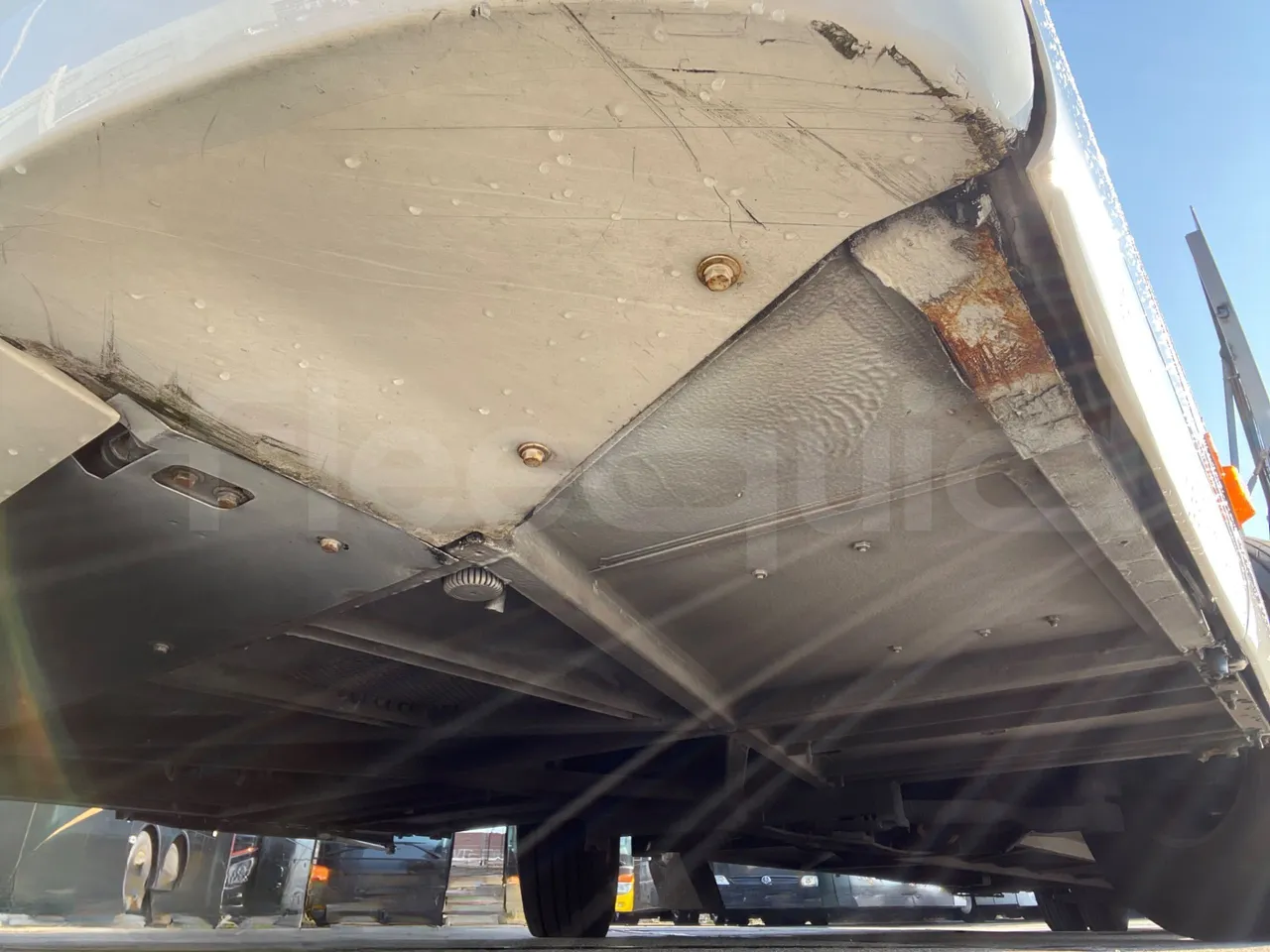 Mercedes-Benz Tourismo 632 01 - EUR6 - 290kW - 12.960m - front axle left side