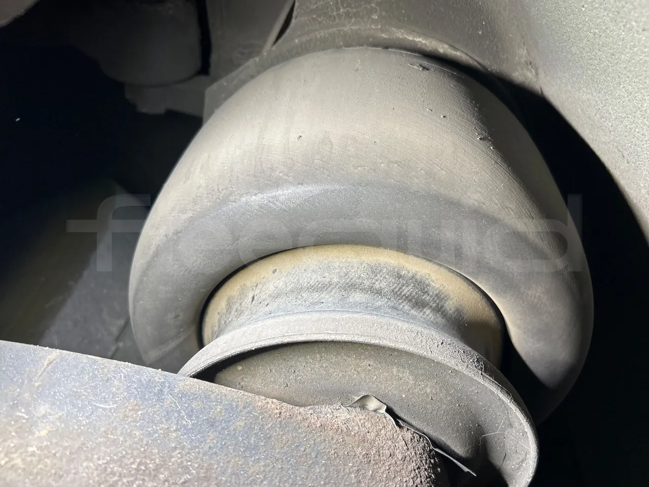 Iveco Magelys SFR2XX QC M8CN - Euro6 - 294Kw - 12,830mt - axel 2 air springs 1 left