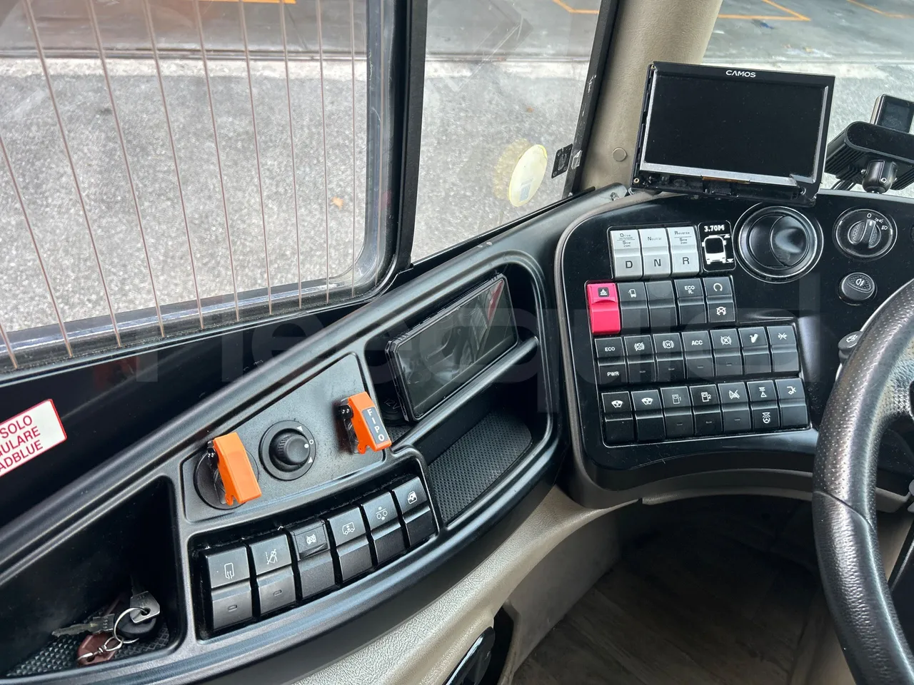 Iveco Magelys SFR2XX QC M8CN - Euro6 - 294Kw - 12,830mt - onboard devices 1