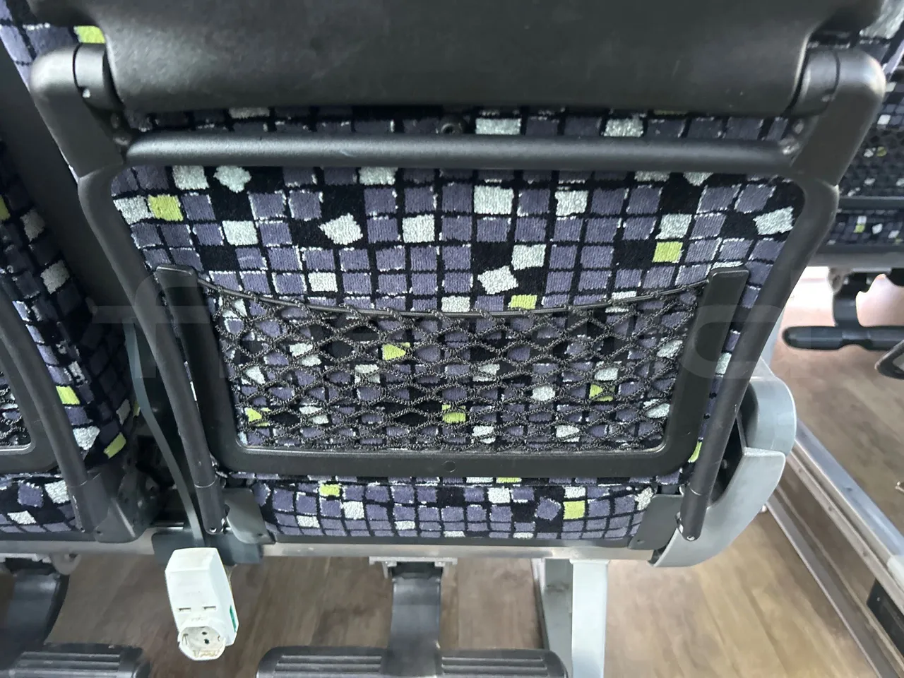 Iveco Magelys SFR2XX QC M8CN - Euro6 - 294Kw - 12,830mt - mesh detail photo