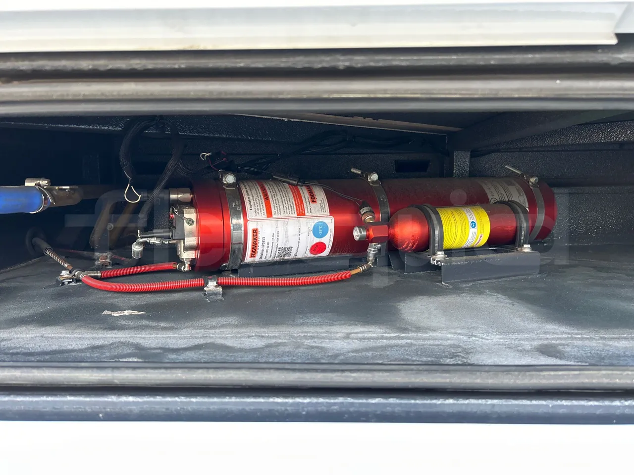 Iveco Magelys SFR2XX QC M8CN - Euro6 - 294Kw - 12,830mt - fire extinguishing system